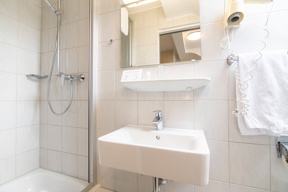 Kleines Einzelzimmer Hotel Velbert – Bild 3