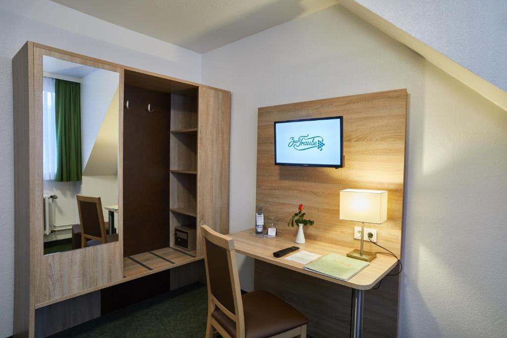 Standard Plus Zimmer Hotel Velbert – Bild 3